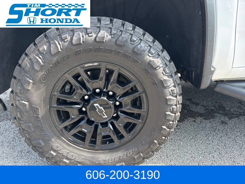 Used 2024 Chevrolet Silverado 2500 ZR2 AWD/4WD image 10