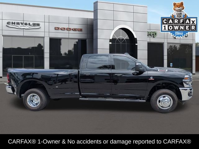Used 2026 RAM 3500 Tradesman AWD/4WD image 2