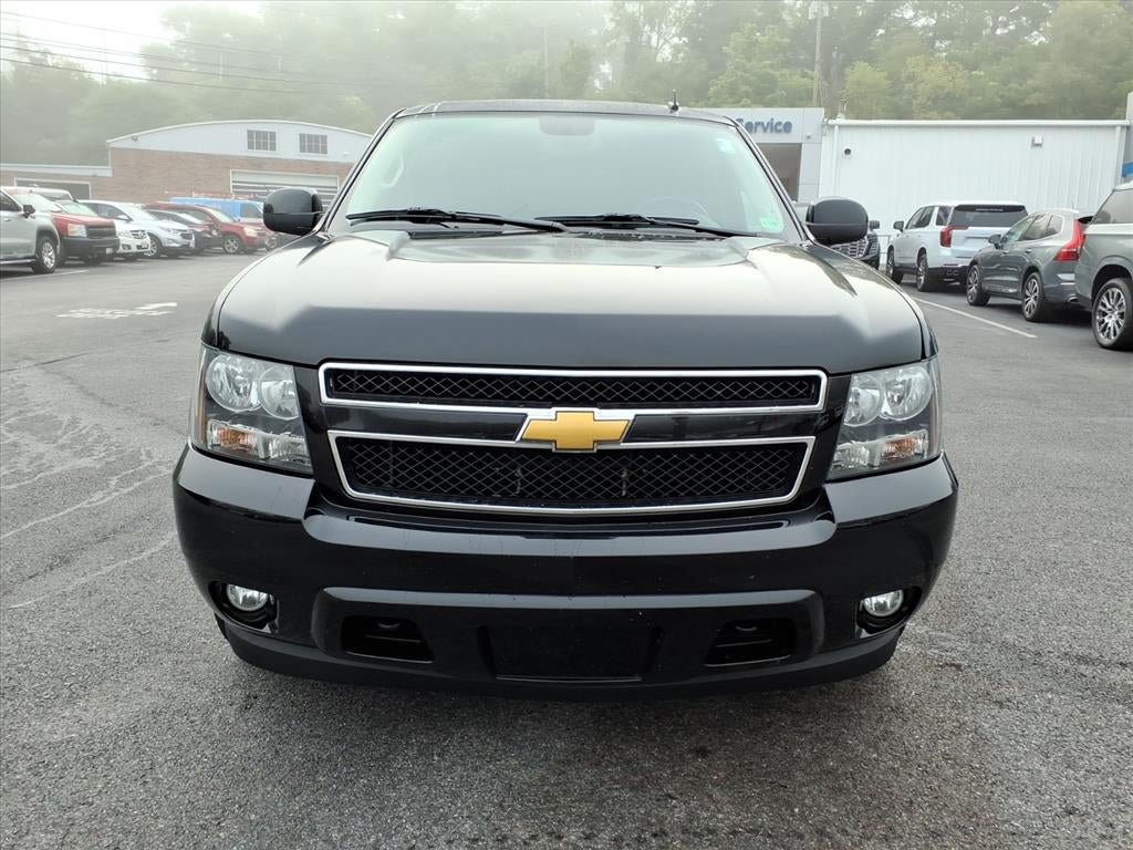 Used 2013 Chevrolet Tahoe LT w/ Luxury Package AWD/4WD image 12