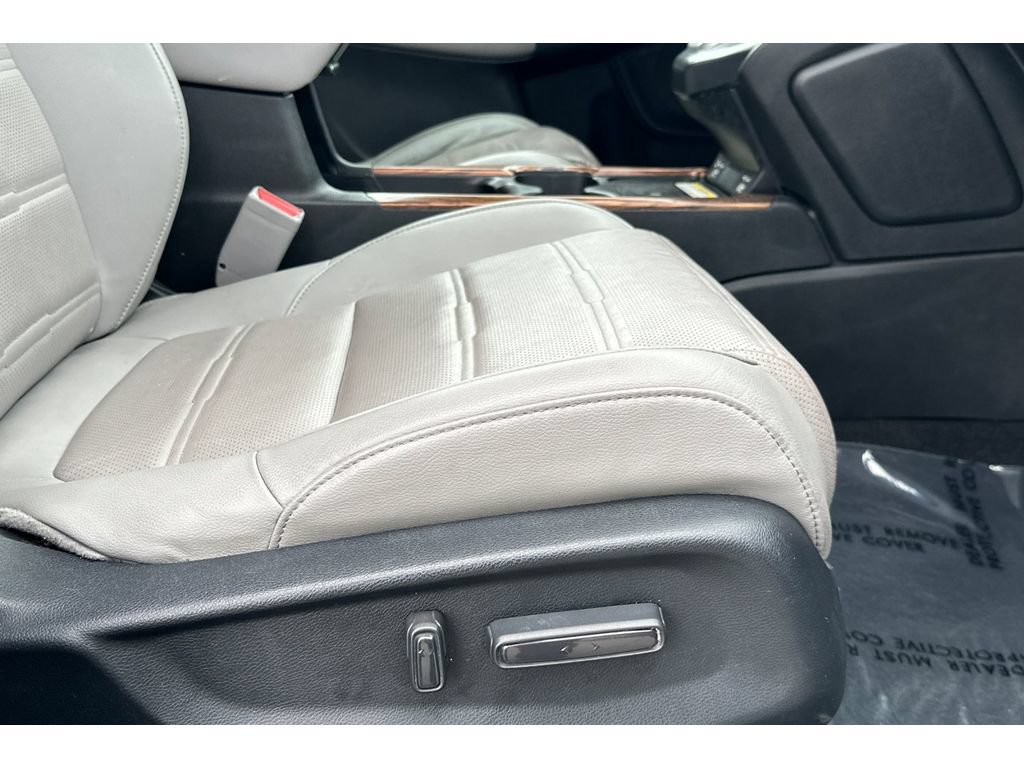 Used 2022 Honda CR-V Touring image 22