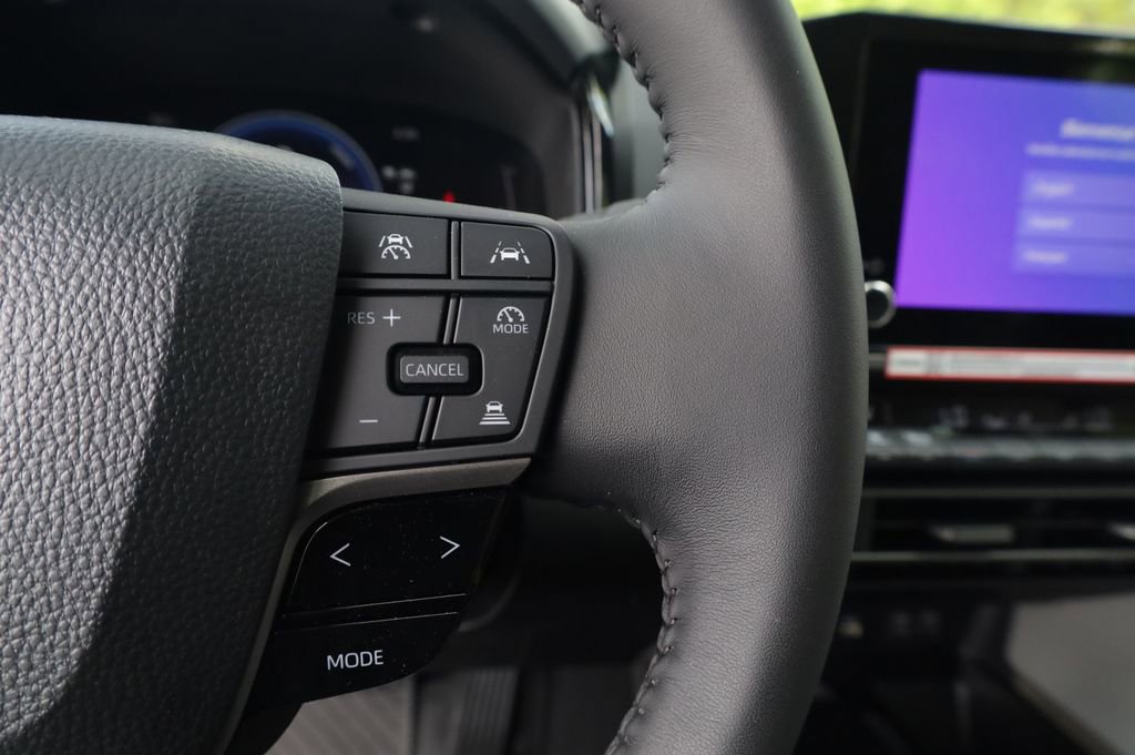 Used 2026 Toyota Camry LE w/ Convenience Package FWD image 29