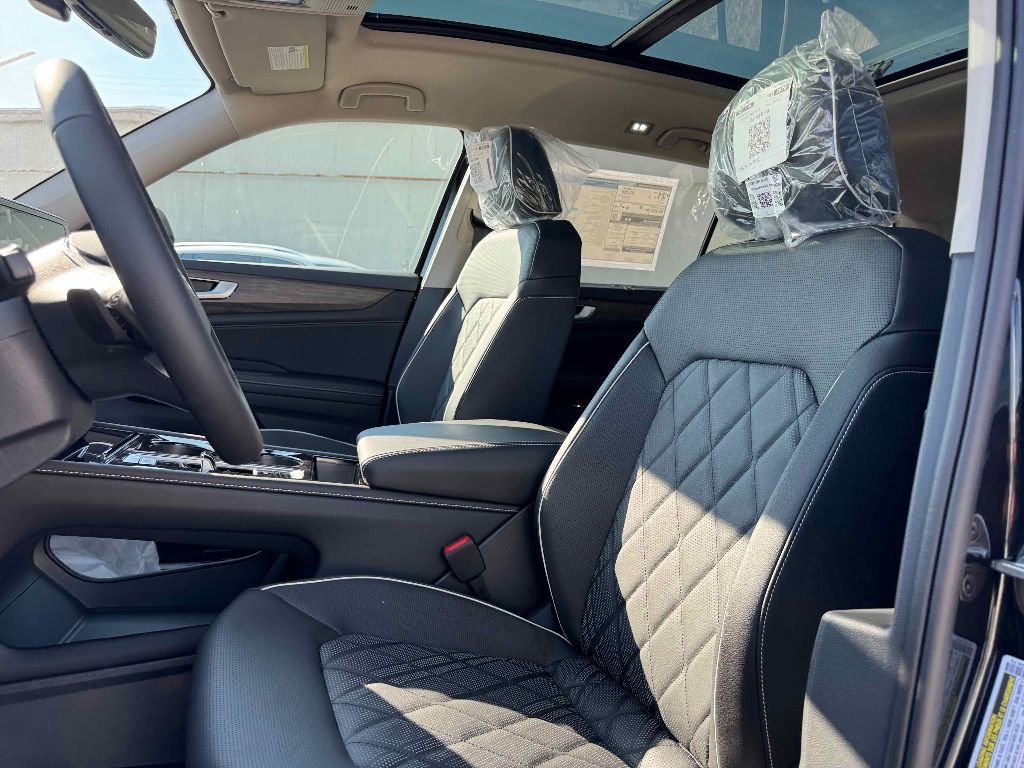 New 2026 Volkswagen Atlas SEL Premium R-Line image 11