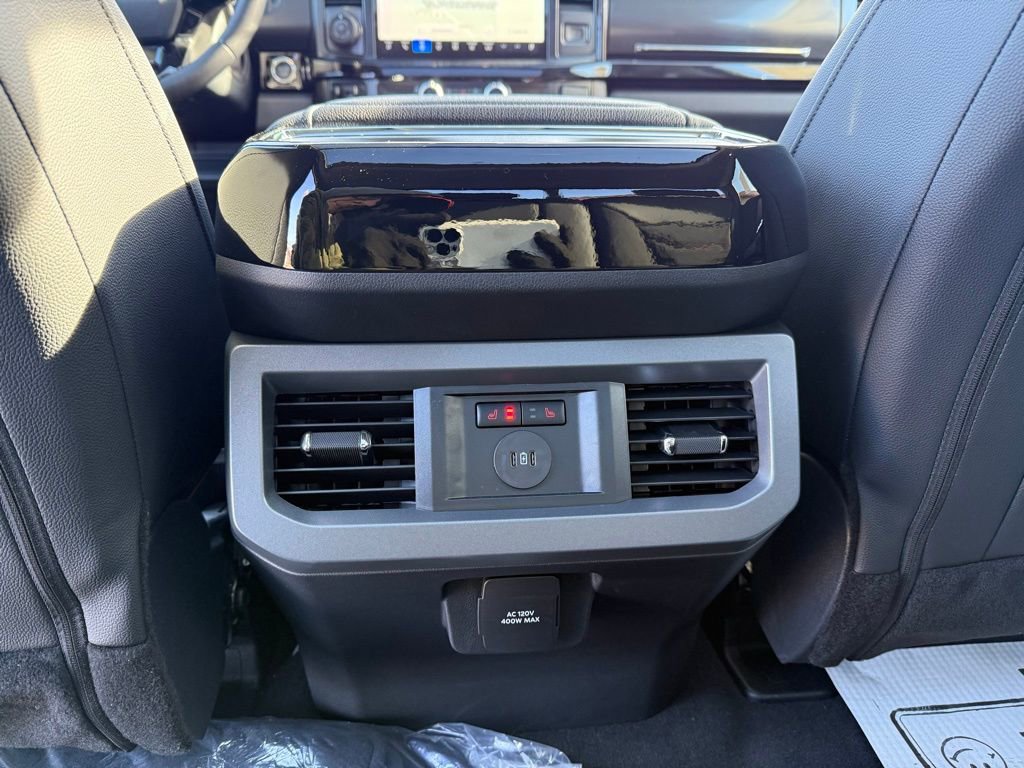 New 2025 Ford F250 Lariat w/ Lariat Ultimate Package image 34