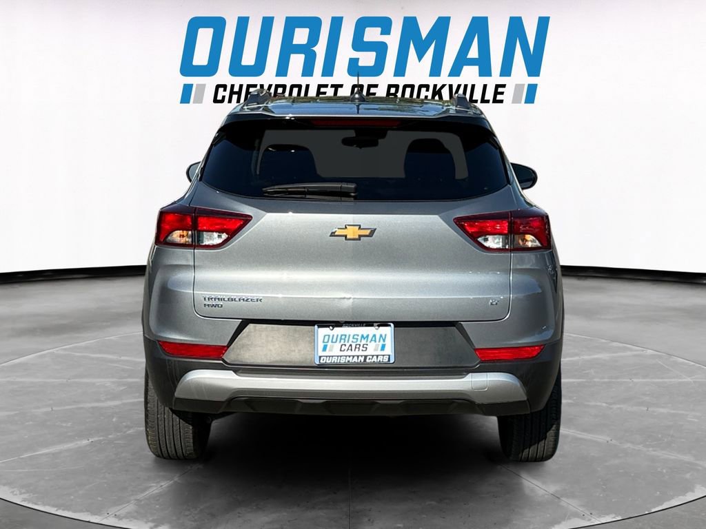 Used 2024 Chevrolet TrailBlazer LT AWD/4WD image 5