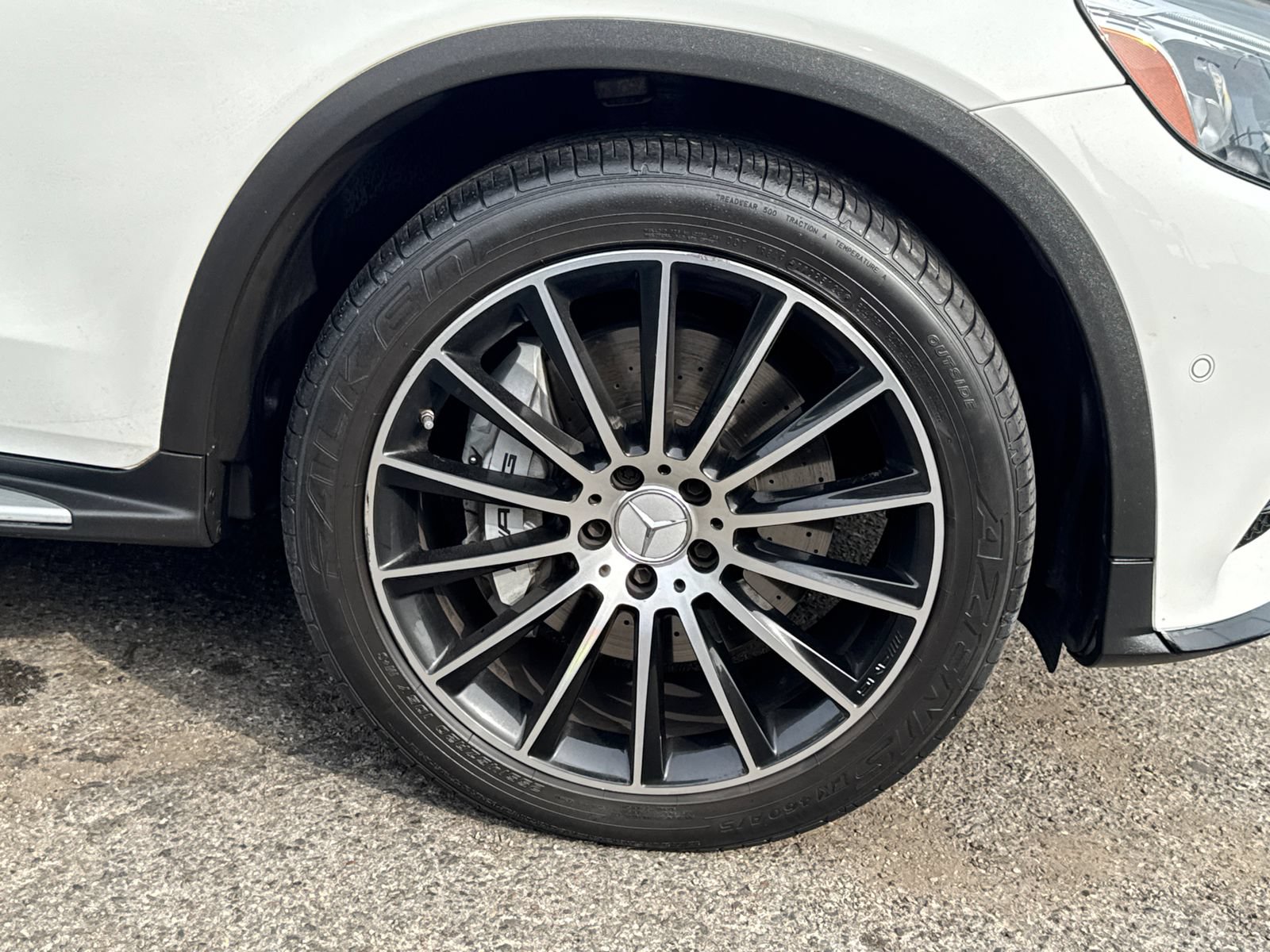 Used 2018 Mercedes-Benz GLC 43 AMG 4MATIC image 4