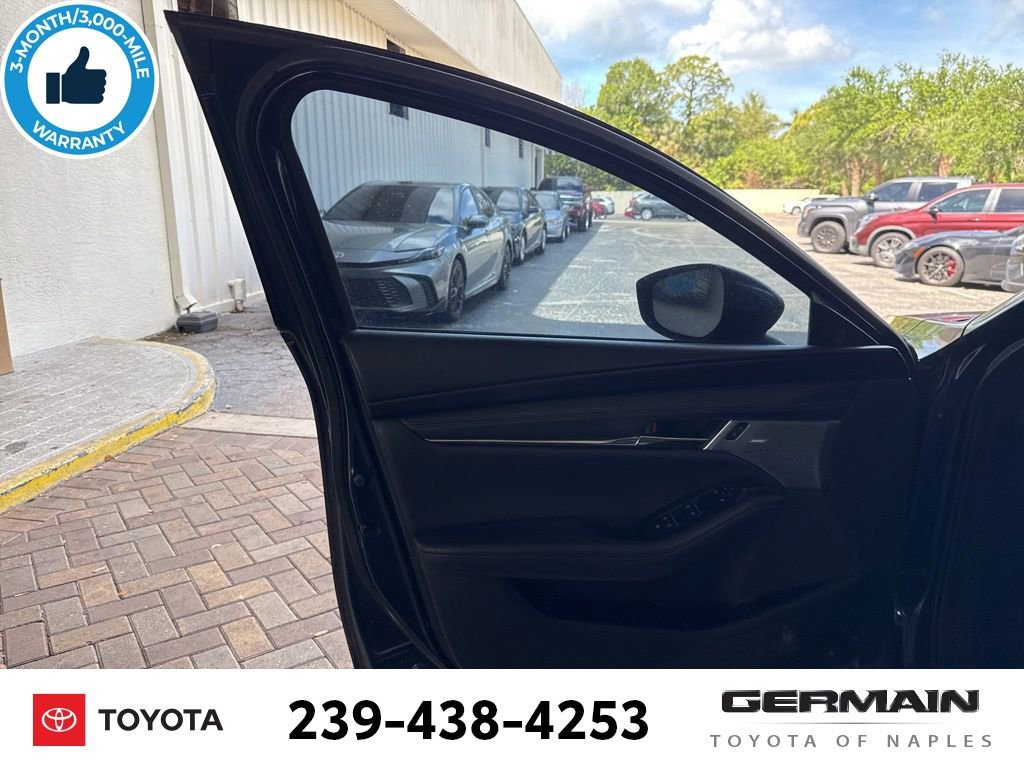 Used 2021 MAZDA MAZDA3 s image 18