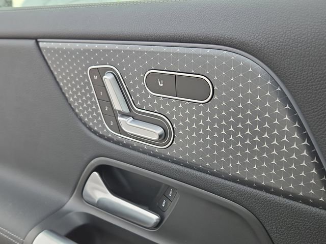 New 2026 Mercedes-Benz GLA 250 4MATIC image 21