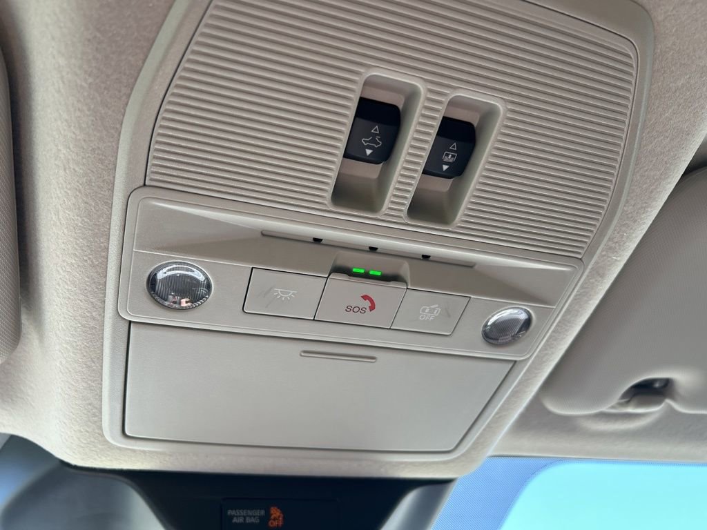 New 2026 Nissan Kicks SR w/ SR Premium Package FWD image 38