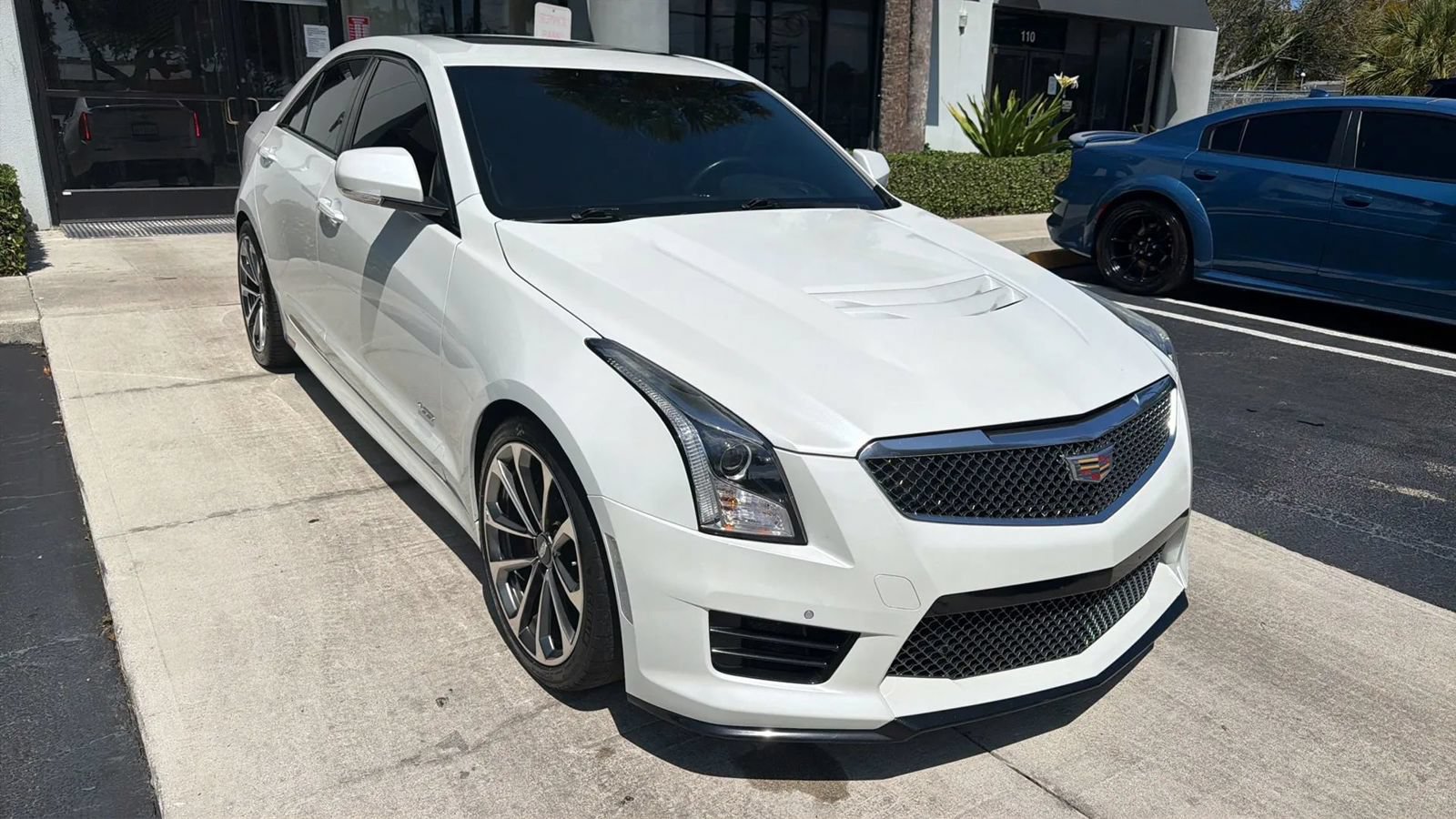 Used 2016 Cadillac ATS V w/ Luxury Package RWD image 3