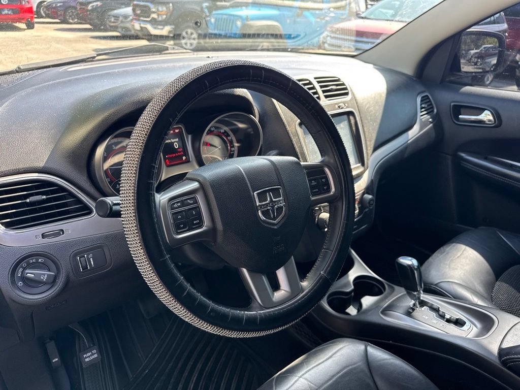 Used 2017 Dodge Journey Crossroad FWD image 9