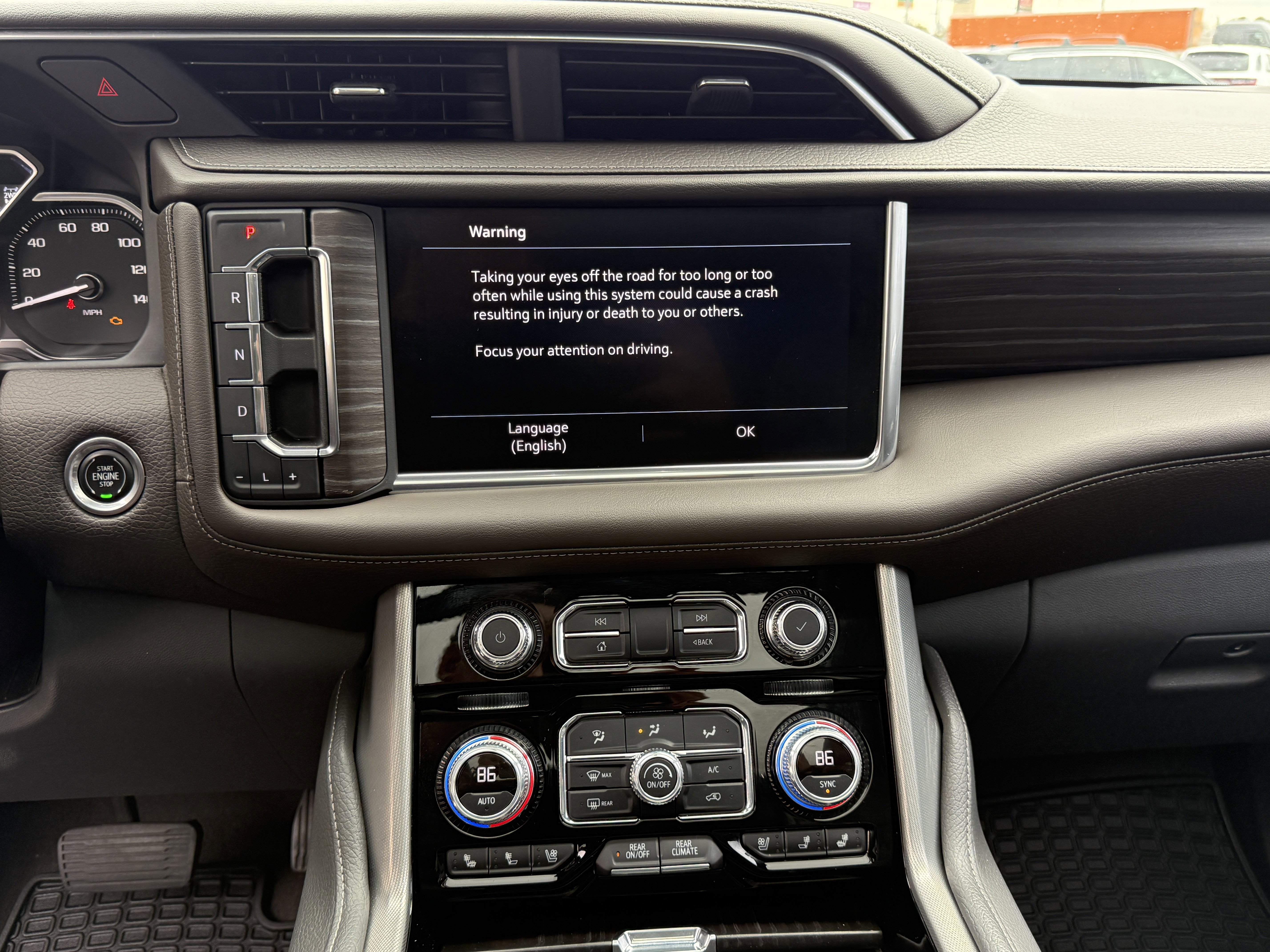 Used 2021 GMC Yukon XL Denali w/ Denali Premium Package image 24