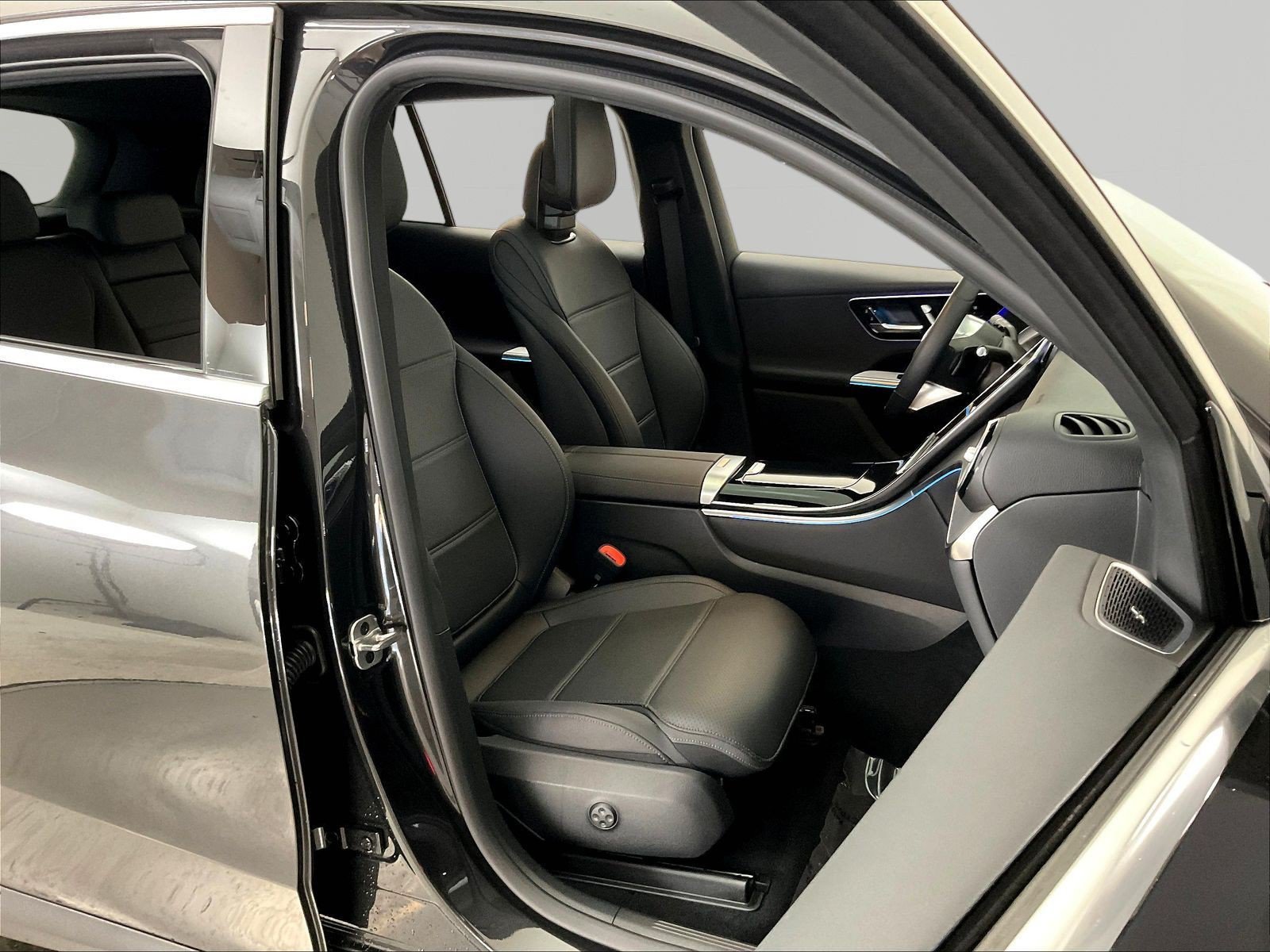Certified 2026 Mercedes-Benz GLC 300 4MATIC image 29