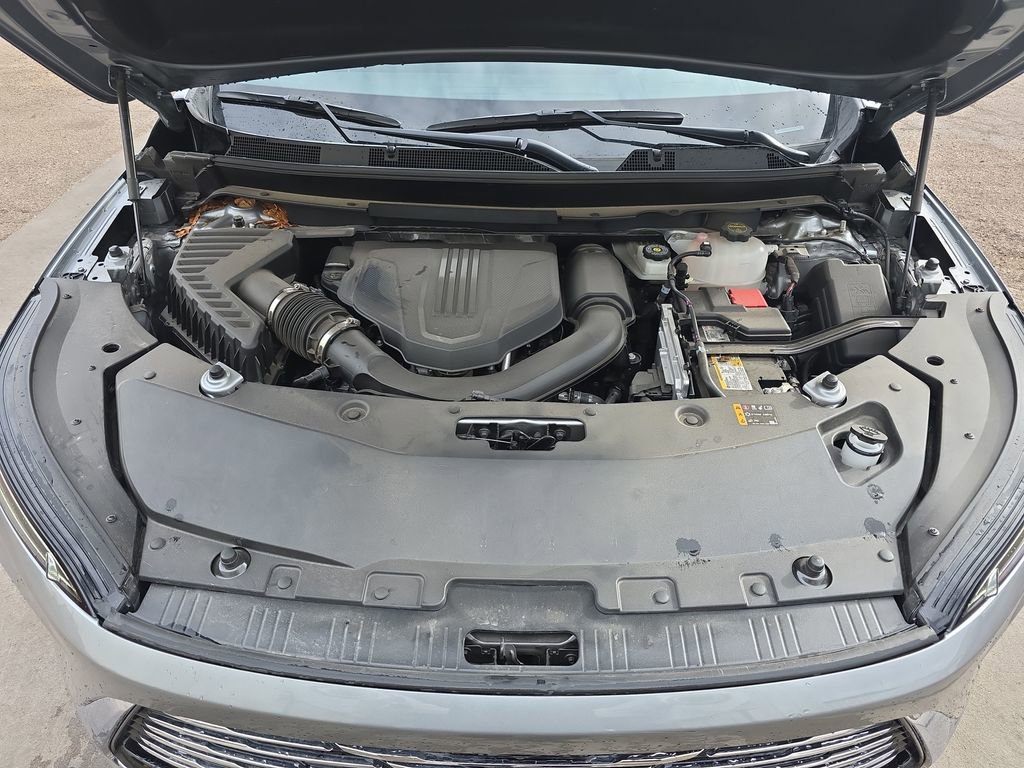 Used 2025 Buick Enclave Preferred image 8