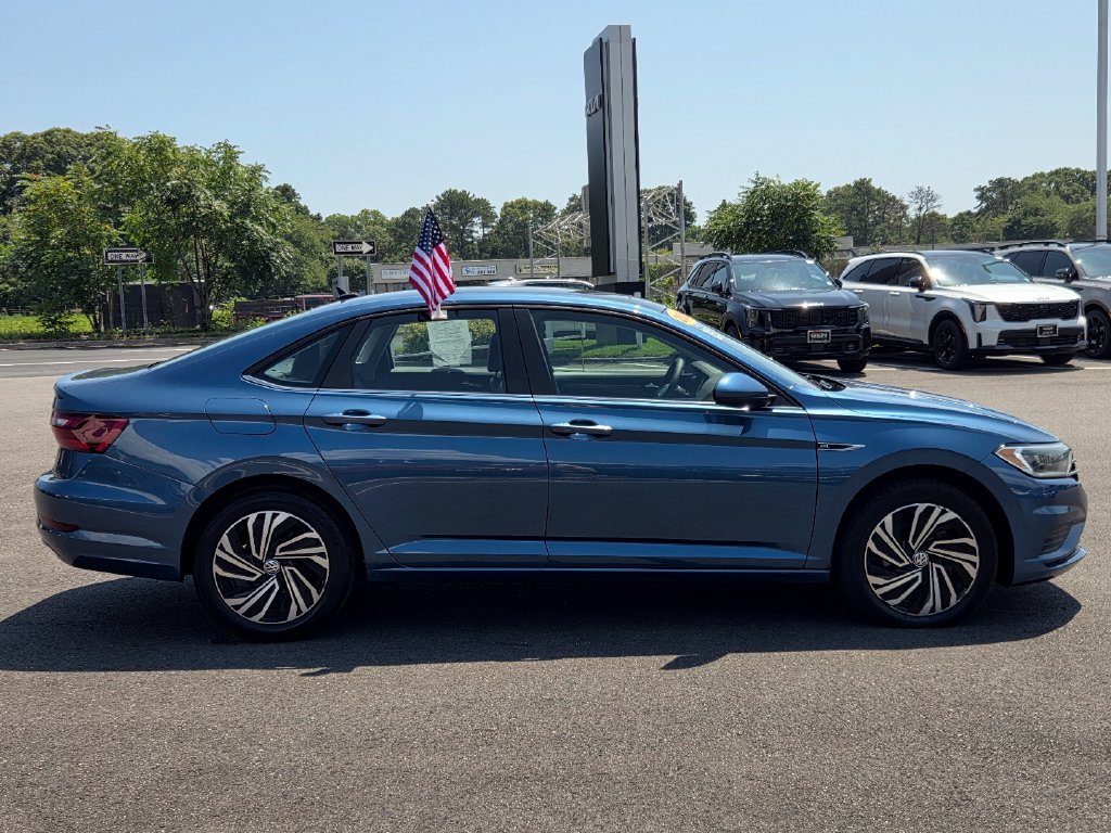 Used 2020 Volkswagen Jetta SEL FWD image 3