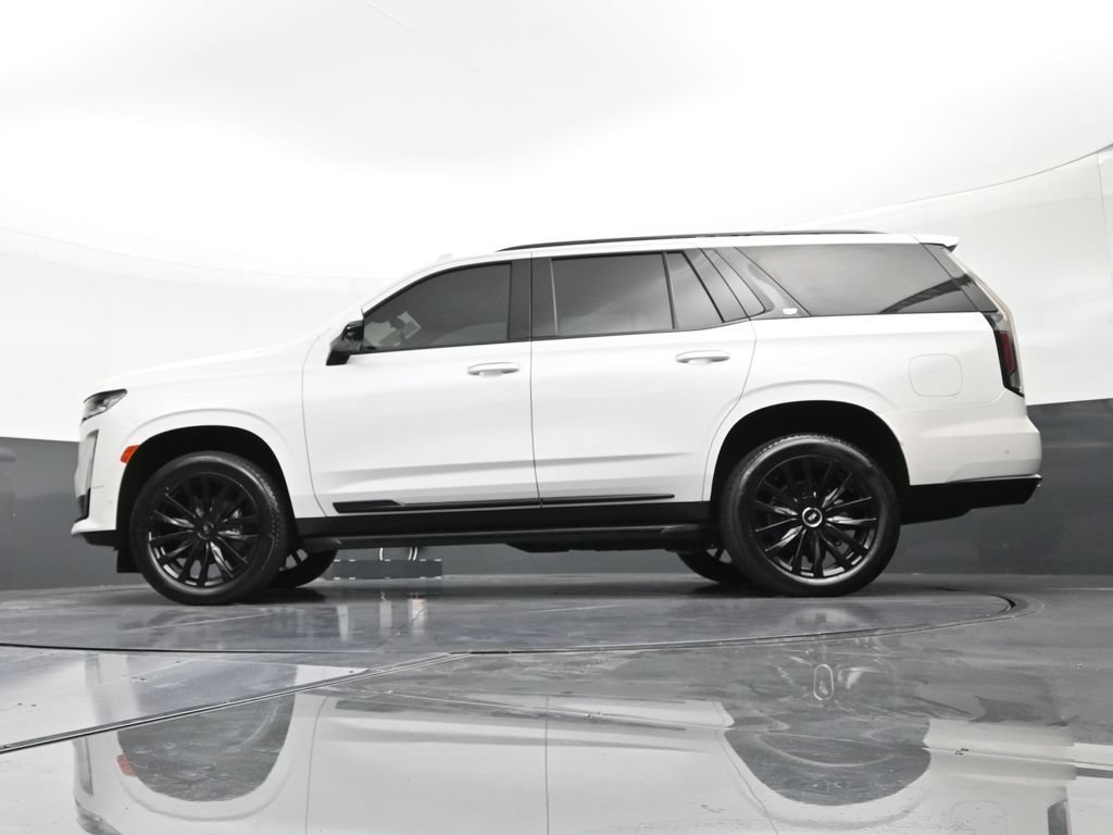 Used 2022 Cadillac Escalade Premium Luxury AWD/4WD image 21