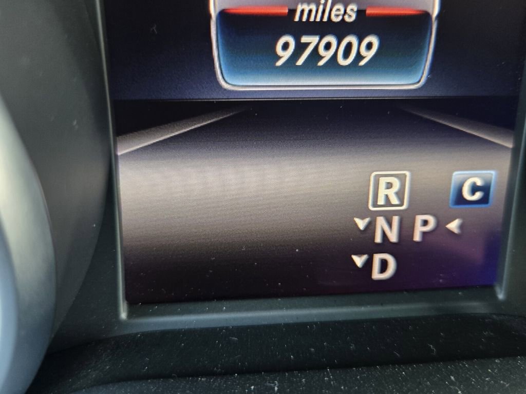 Used 2018 Mercedes-Benz CLA 250 image 24