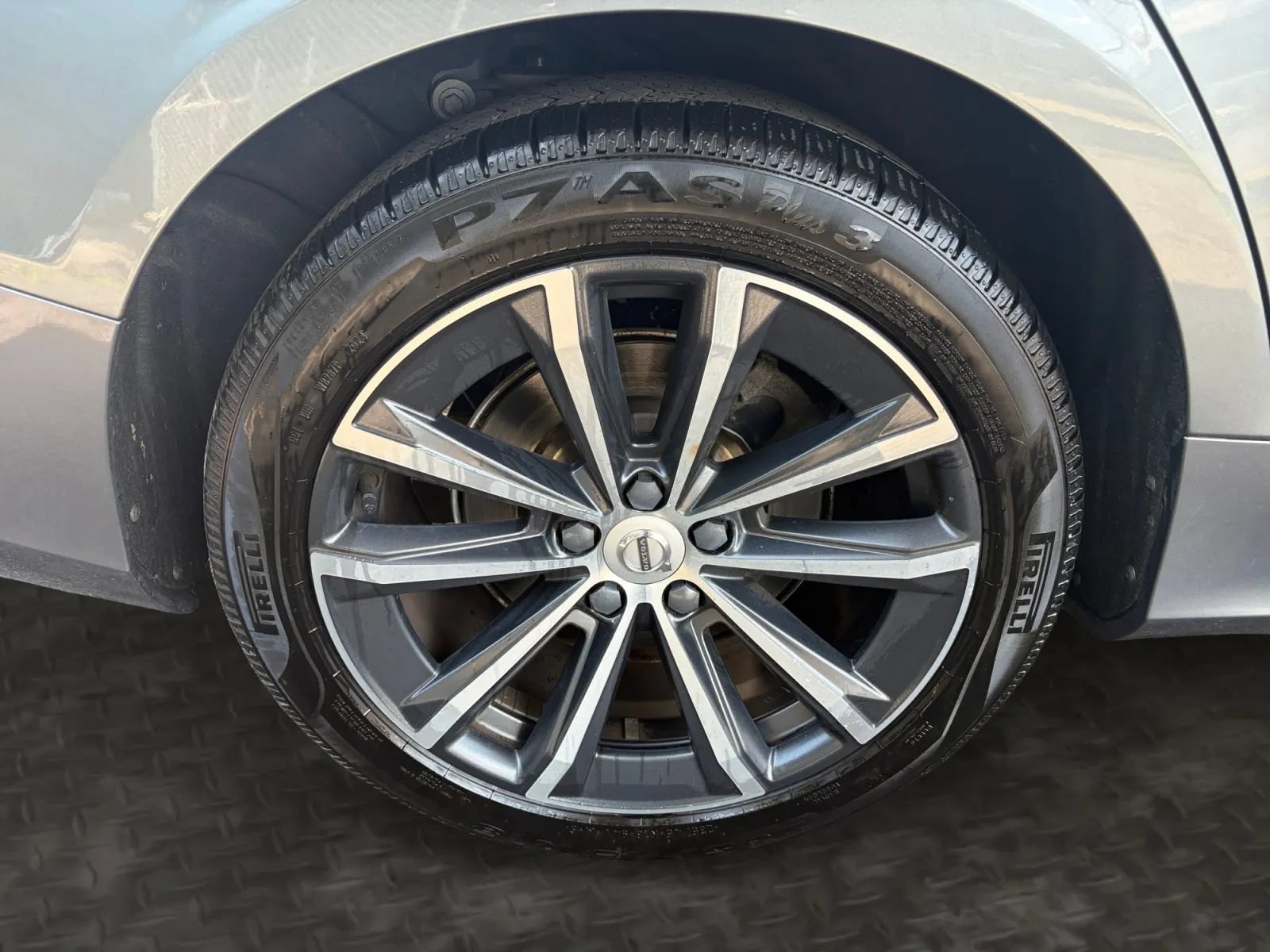 Used 2021 Volvo S60 T5 Momentum w/ Premium Package FWD image 39