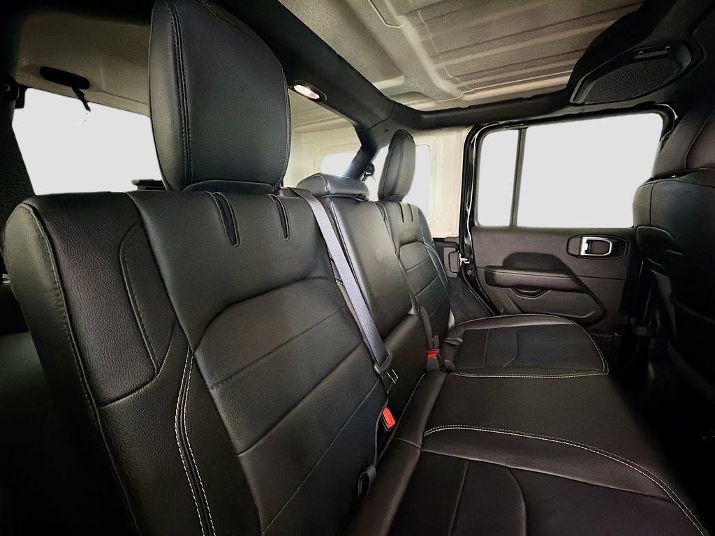 Used 2023 Jeep Wrangler Unlimited Sahara w/ Cold Weather Group image 29