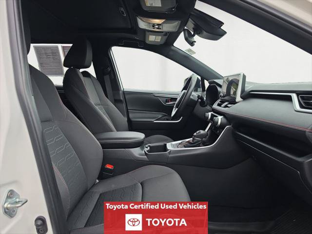 Certified 2023 Toyota RAV4 SE w/ Weather & Moonroof Package AWD/4WD image 17