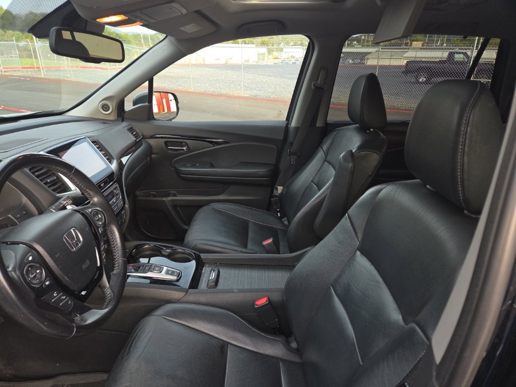 Used 2016 Honda Pilot Touring image 10