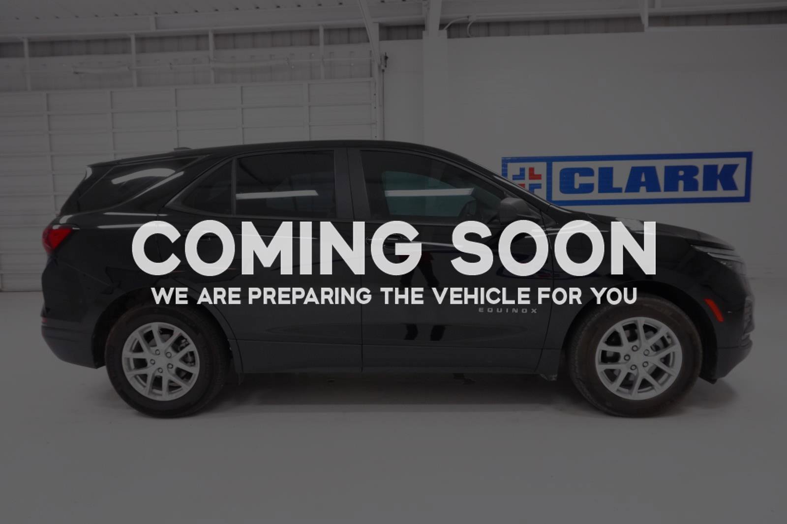 Used 2024 Chevrolet Equinox LS w/ Driver Confidence II Package image 4