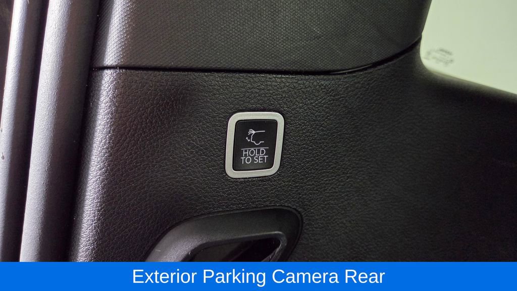 Used 2023 Jeep Wagoneer 4WD image 12