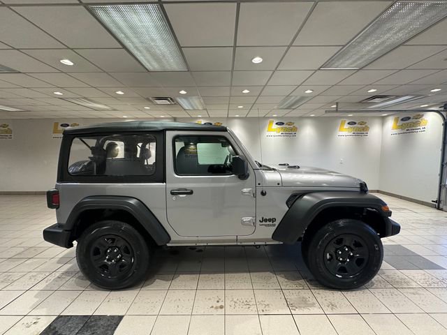 Used 2021 Jeep Wrangler Sport image 3