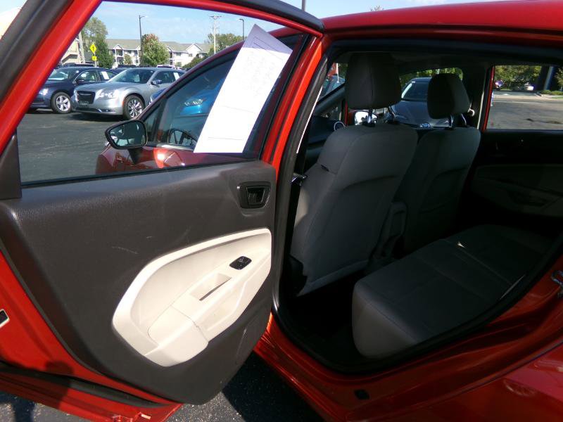 Used 2019 Ford Fiesta SE w/ Cold Weather Package image 23