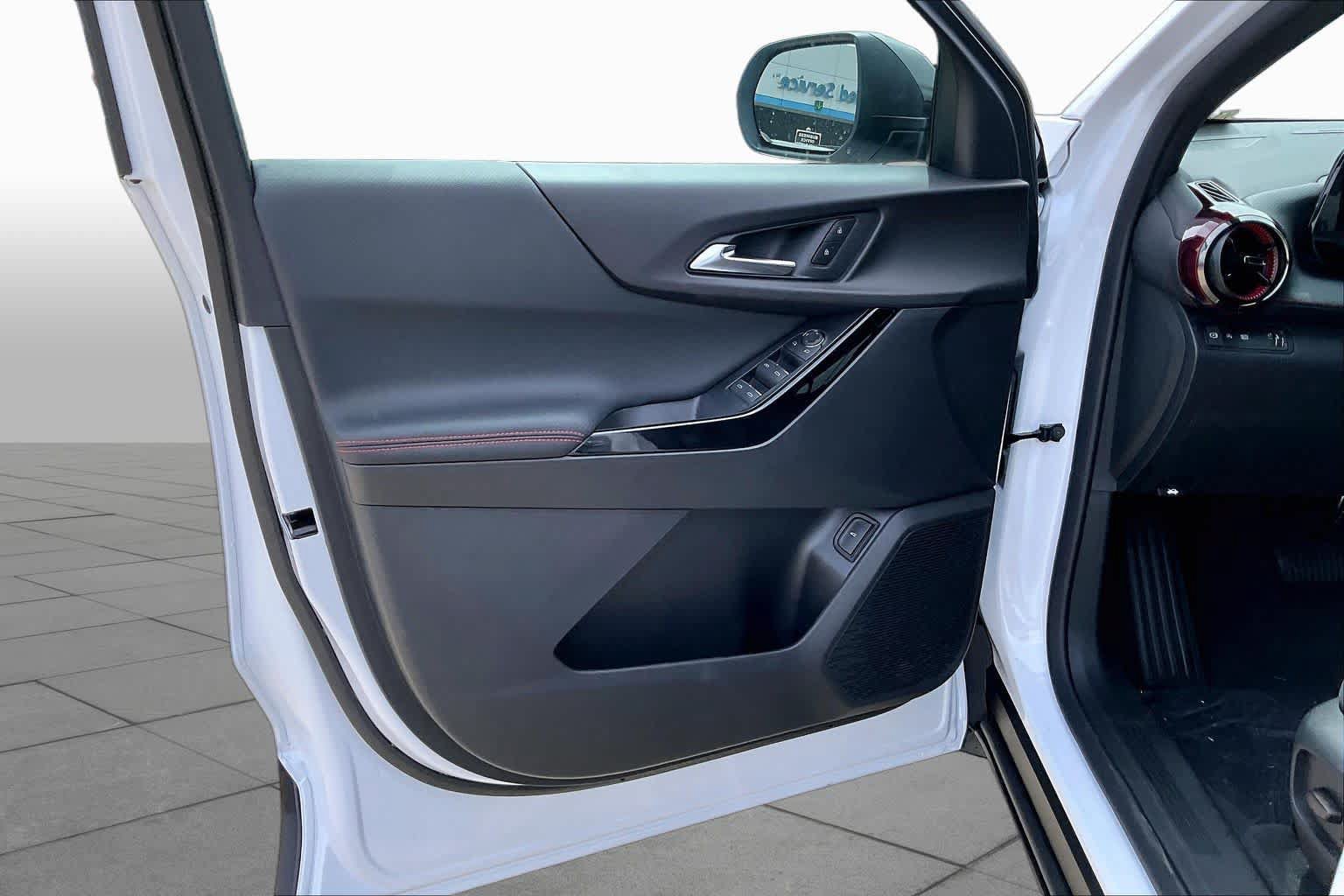 New 2027 Chevrolet Equinox RS FWD image 11