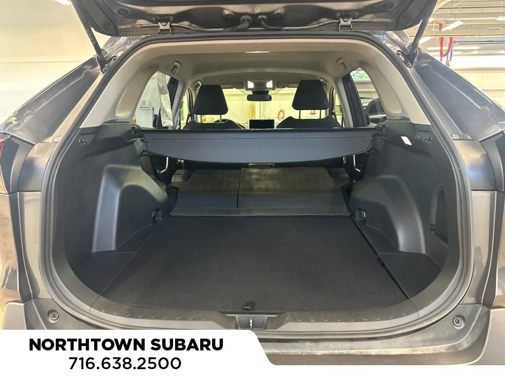 Used 2023 Toyota RAV4 LE AWD/4WD image 22
