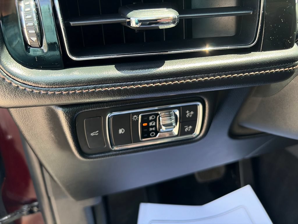 Used 2020 Lincoln Aviator Reserve w/ Equipment Group 201A AWD/4WD image 18