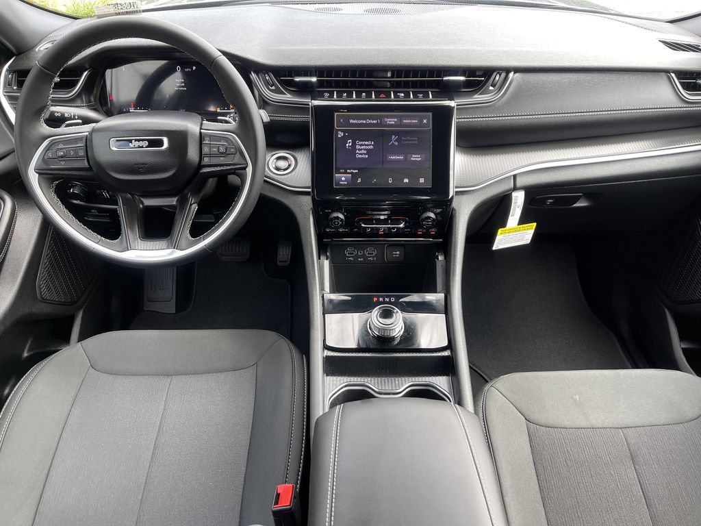 New 2026 Jeep Grand Cherokee Laredo AWD/4WD image 11