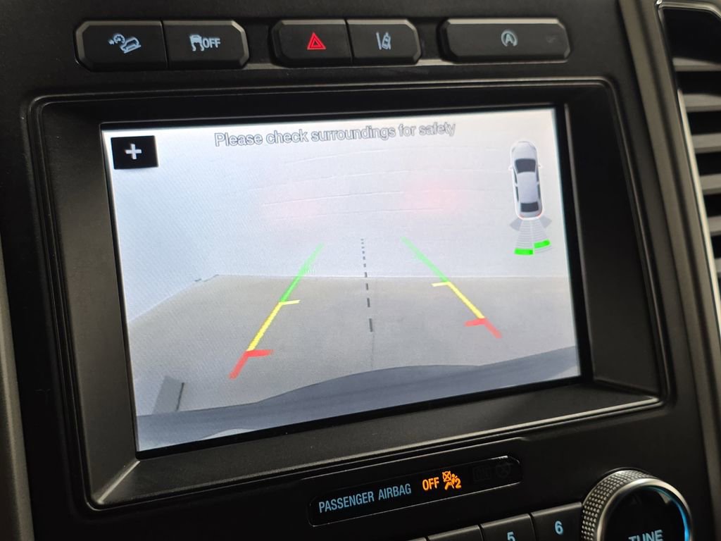 Used 2019 Ford Expedition XLT w/ Equipment Group 202A AWD/4WD image 23