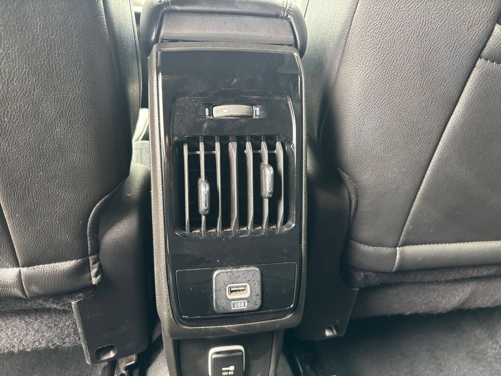 Used 2025 Jeep Compass Limited AWD/4WD image 22