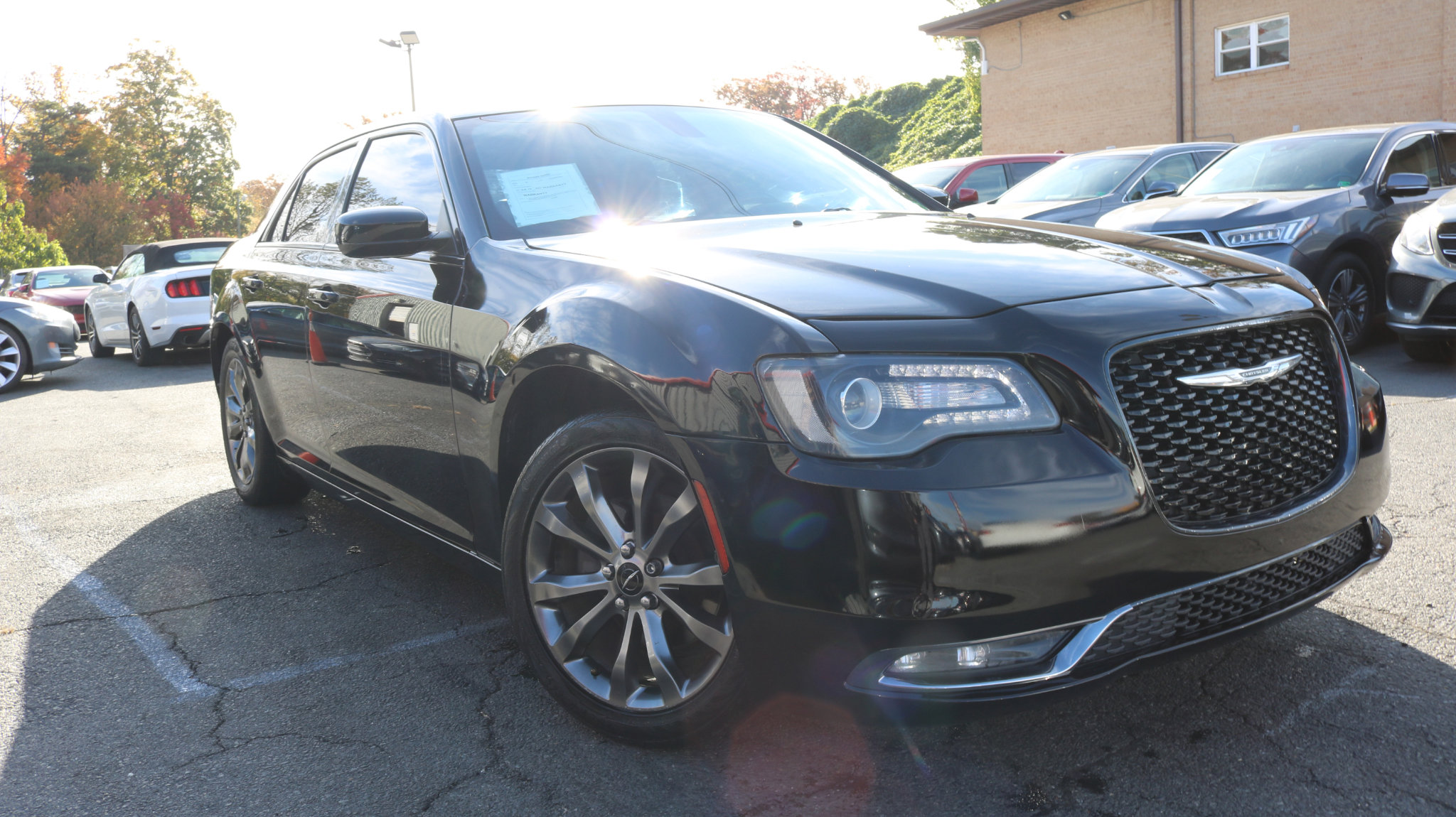 Used 2019 Chrysler 300 S image 3