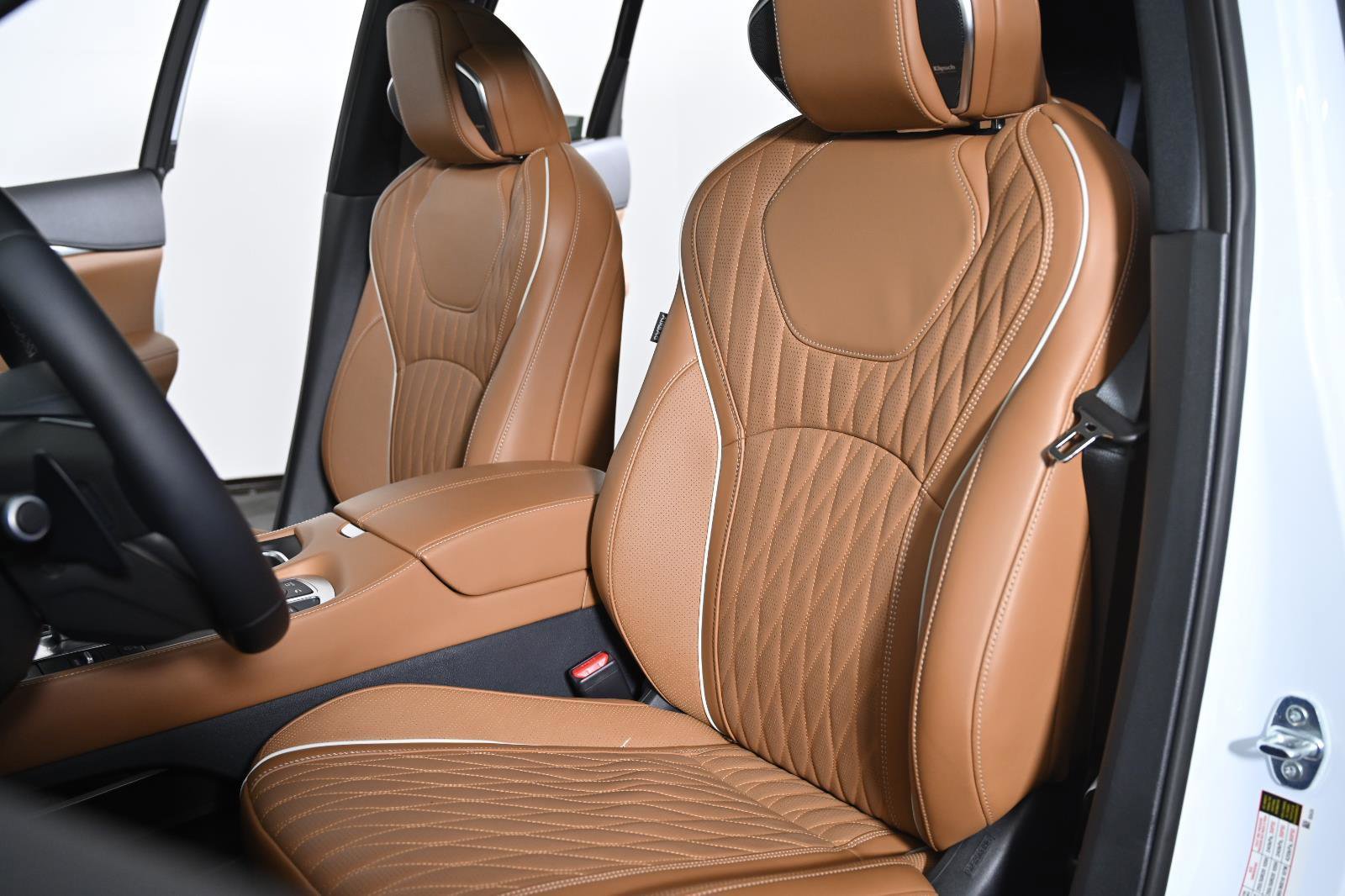 Used 2026 INFINITI QX60 Autograph w/ Dark Cargo Package image 23