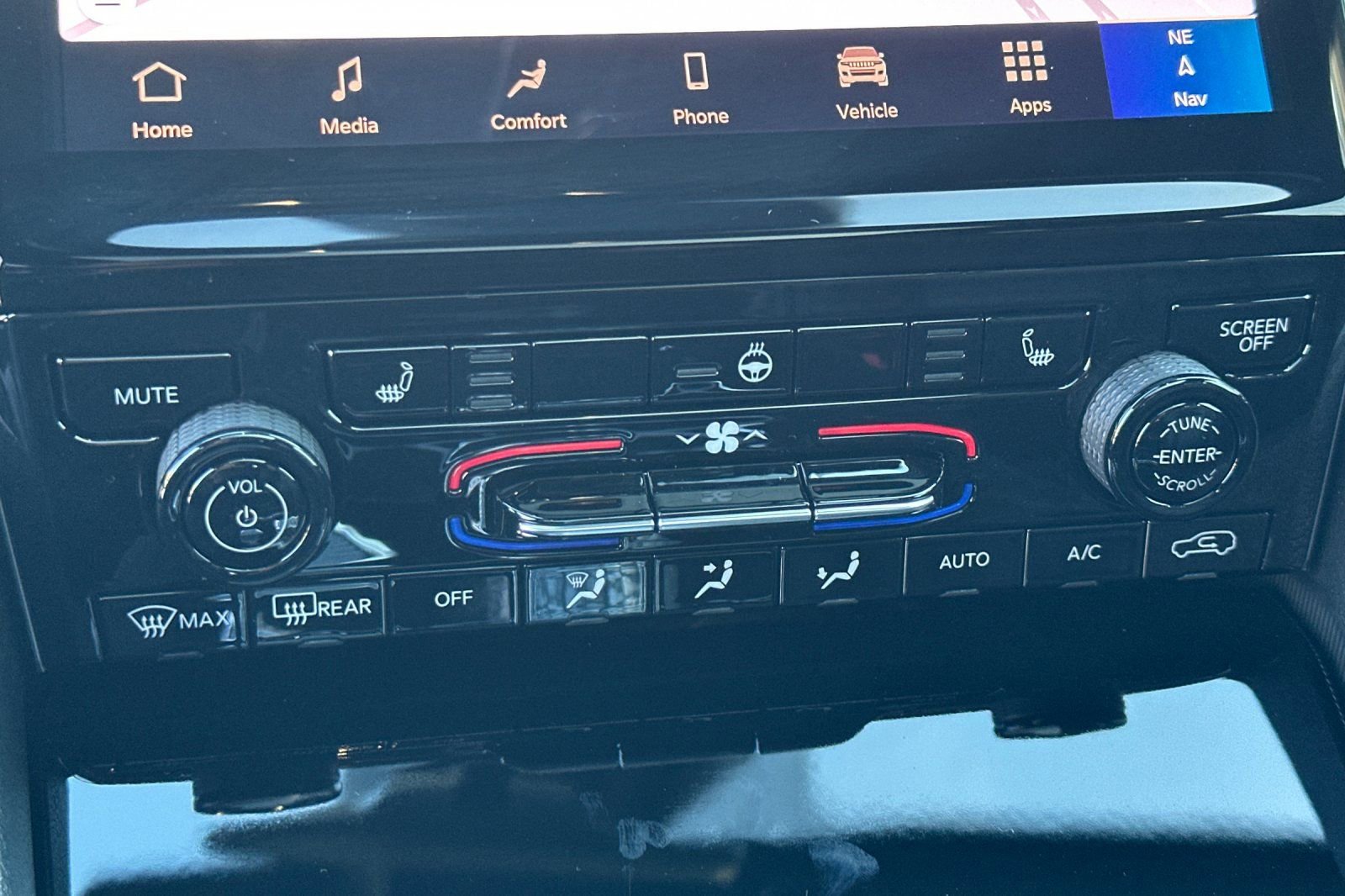 New 2025 Jeep Grand Cherokee L Limited w/ Trailer Tow Package image 27