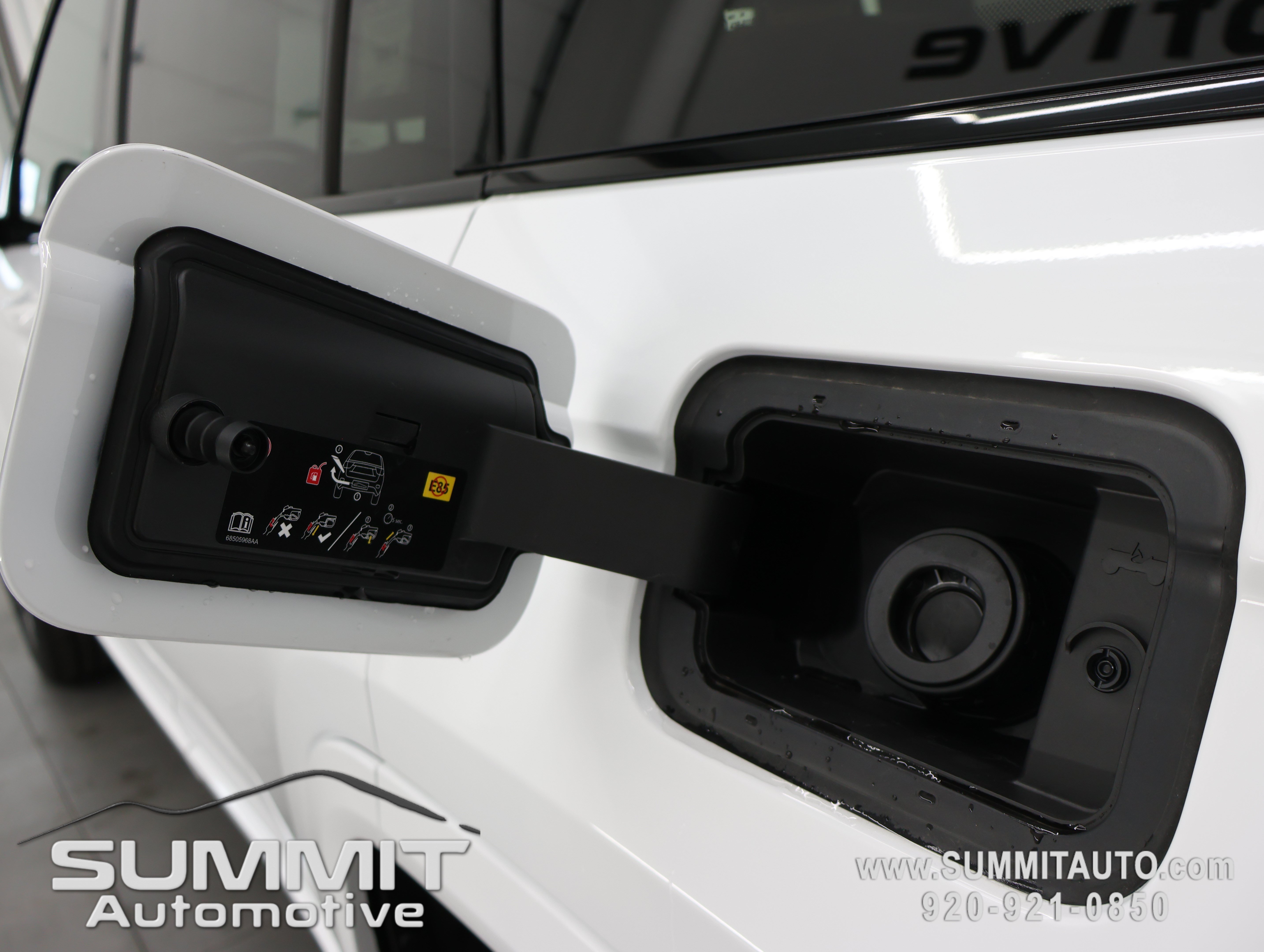 New 2026 Jeep Grand Cherokee L Summit w/ Obsidian Package AWD/4WD image 37