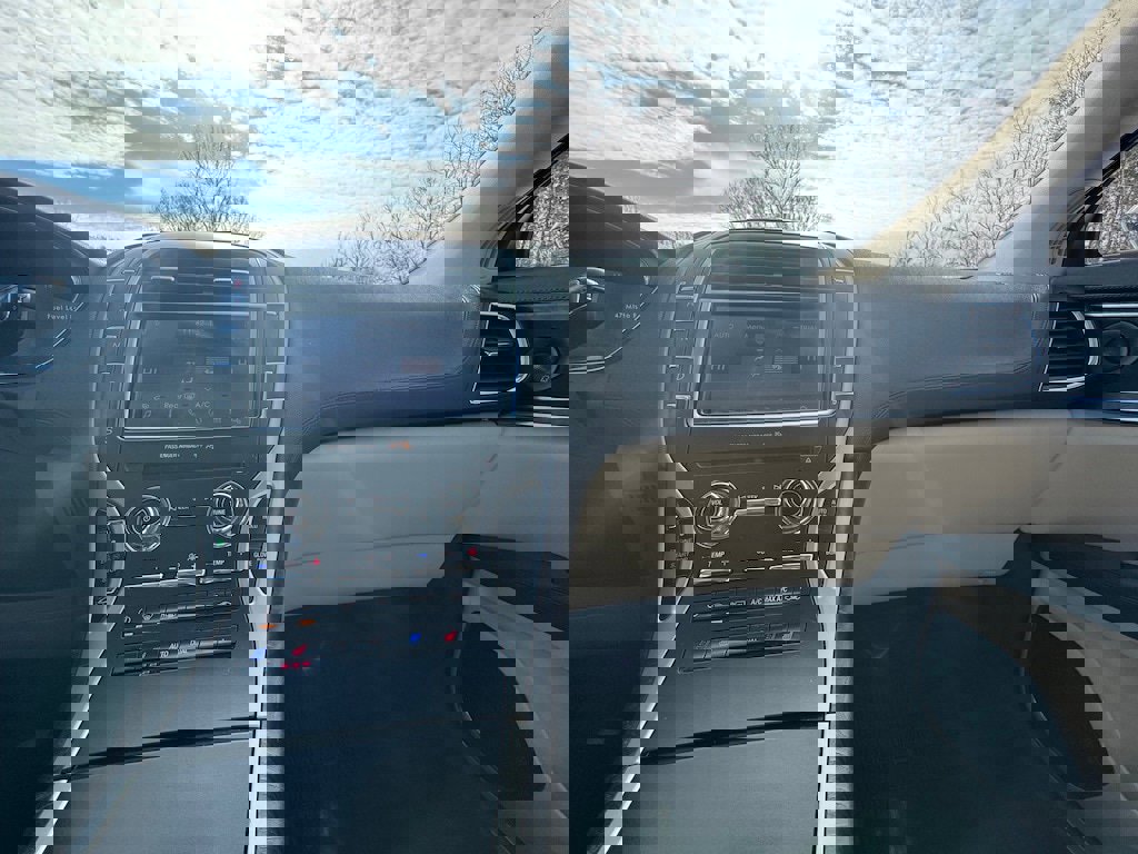 Used 2020 Lincoln Nautilus Reserve image 10