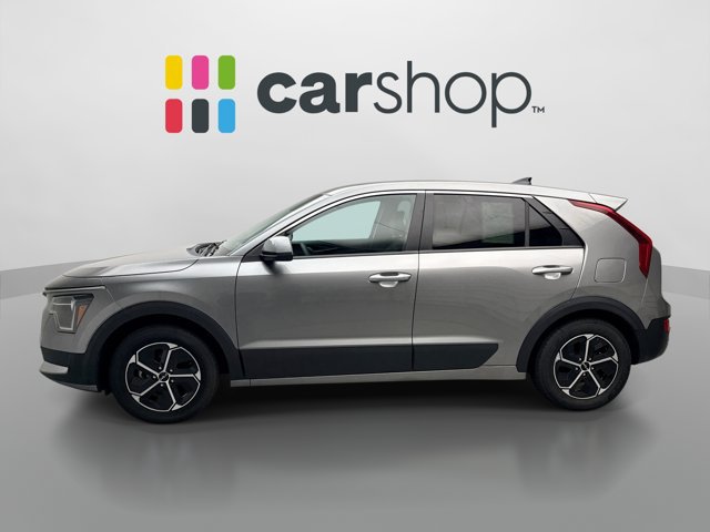 Used 2023 Kia Niro LX FWD image 2