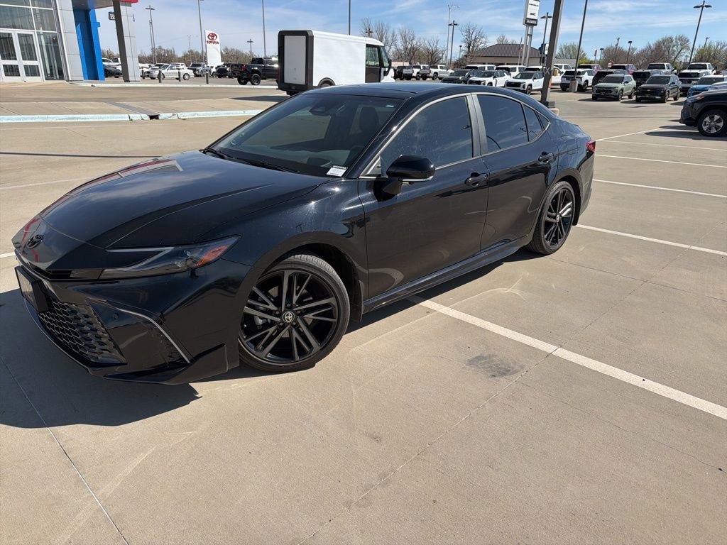 Used 2025 Toyota Camry XSE w/ Premium Plus Package image 1