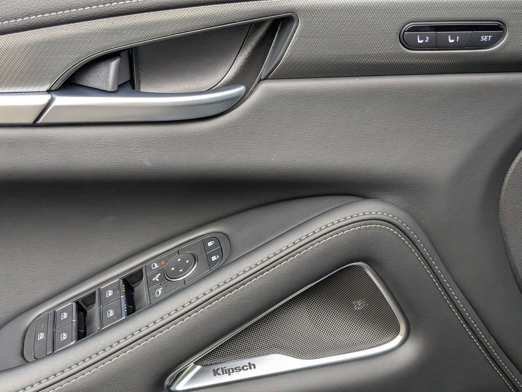 New 2026 INFINITI QX60 Luxe image 12