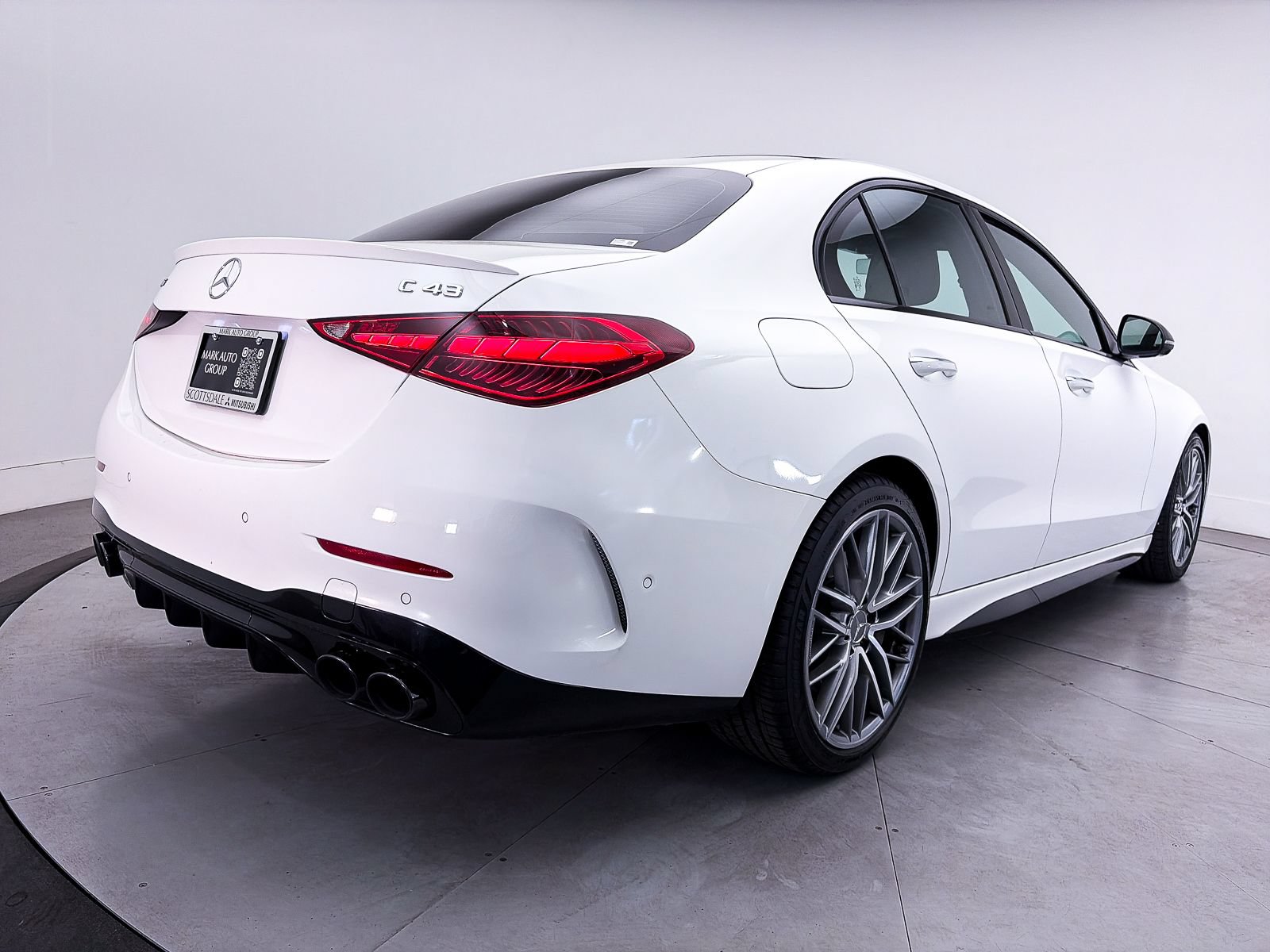 Used 2024 Mercedes-Benz C 43 AMG 4MATIC Sedan image 17