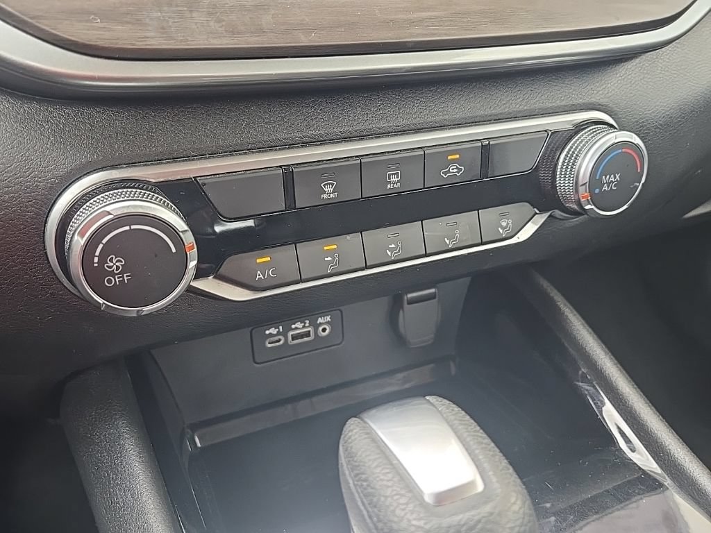 Used 2024 Nissan Altima 2.5 SV FWD image 25