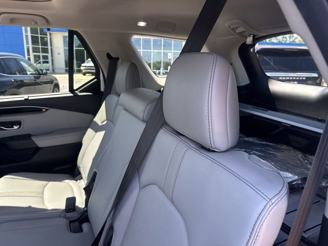 Certified 2023 Honda Pilot Touring image 25