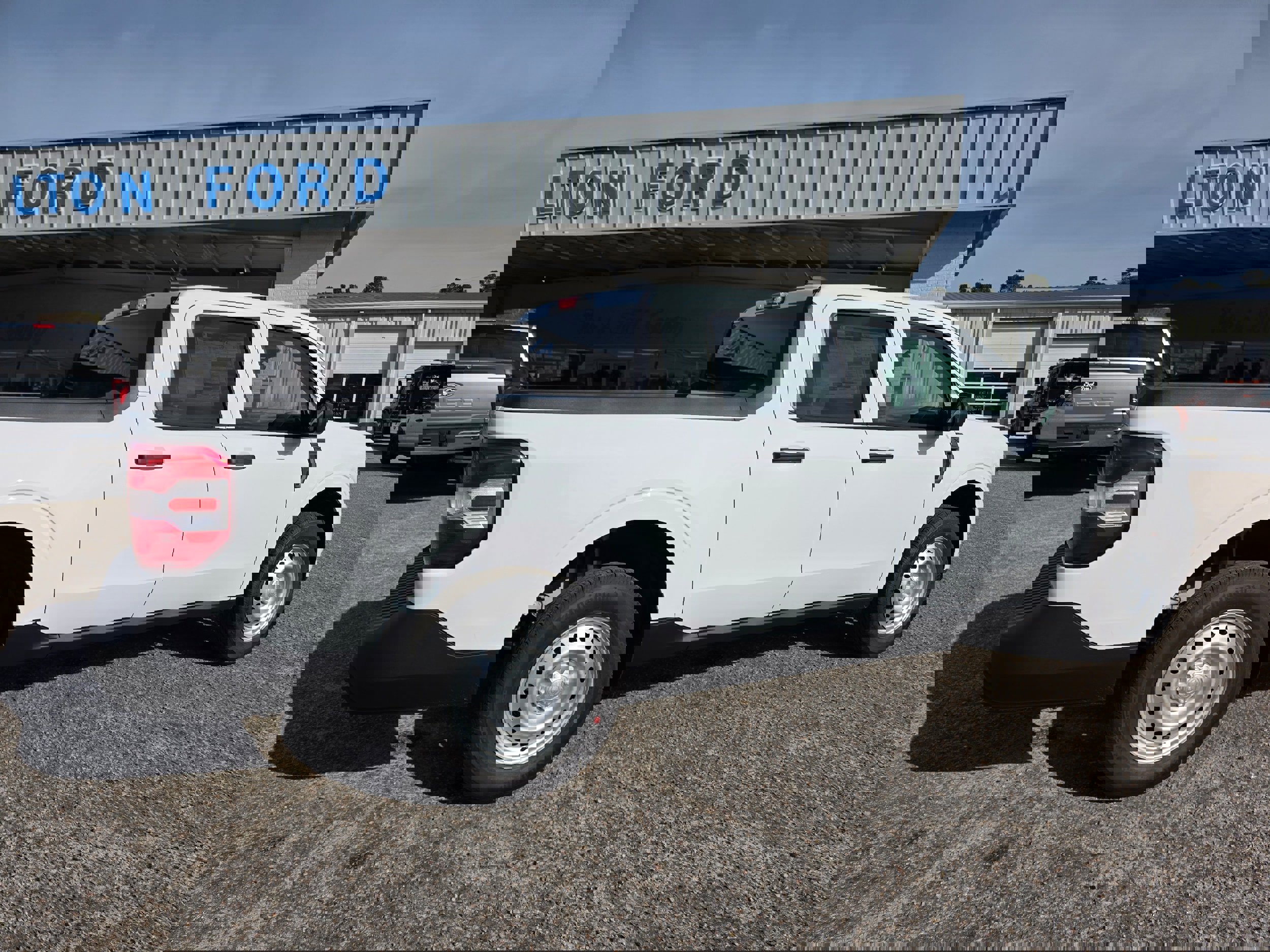 New 2026 Ford Maverick XL image 3