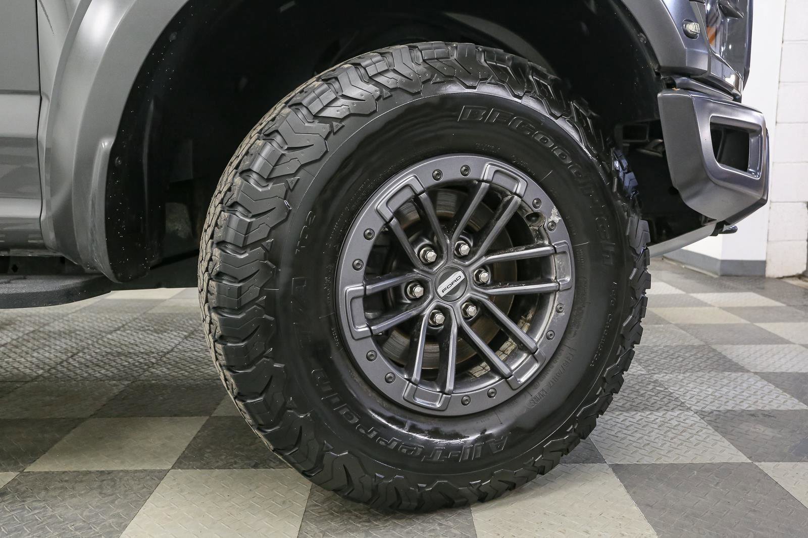 Used 2020 Ford F150 Raptor w/ Equipment Group 802A Luxury AWD/4WD image 17