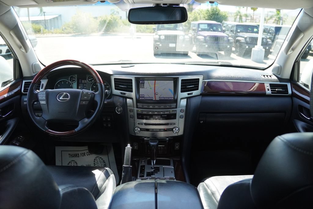 Used 2014 Lexus LX 570 4WD w/ Luxury Package image 34