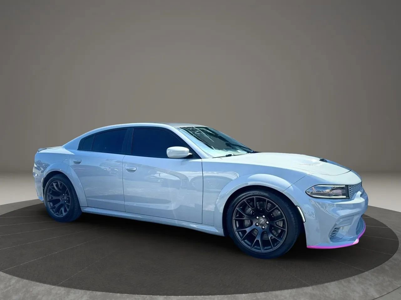 Used 2020 Dodge Charger SRT Hellcat w/ Harman/Kardon Audio Group image 2