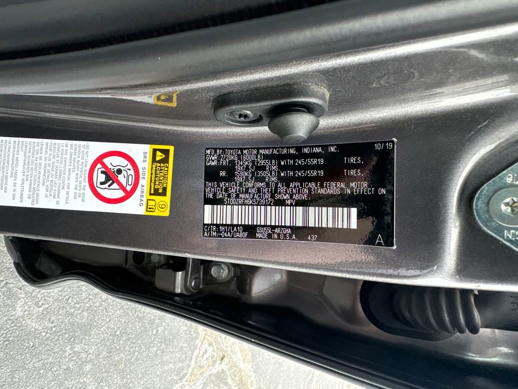 Used 2019 Toyota Highlander Limited Platinum image 31